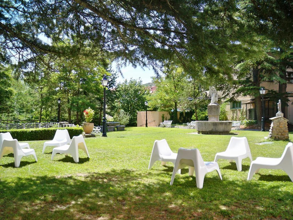 Hotel La Pardina Sabiñánigo Extérieur photo