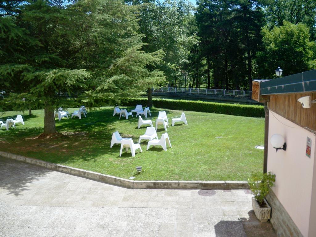 Hotel La Pardina Sabiñánigo Extérieur photo