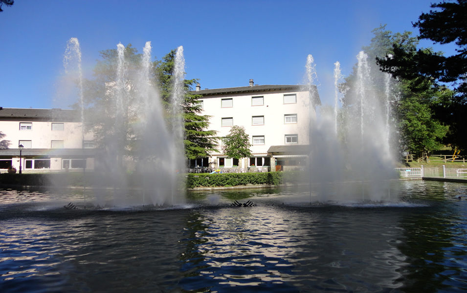 Hotel La Pardina Sabiñánigo Extérieur photo