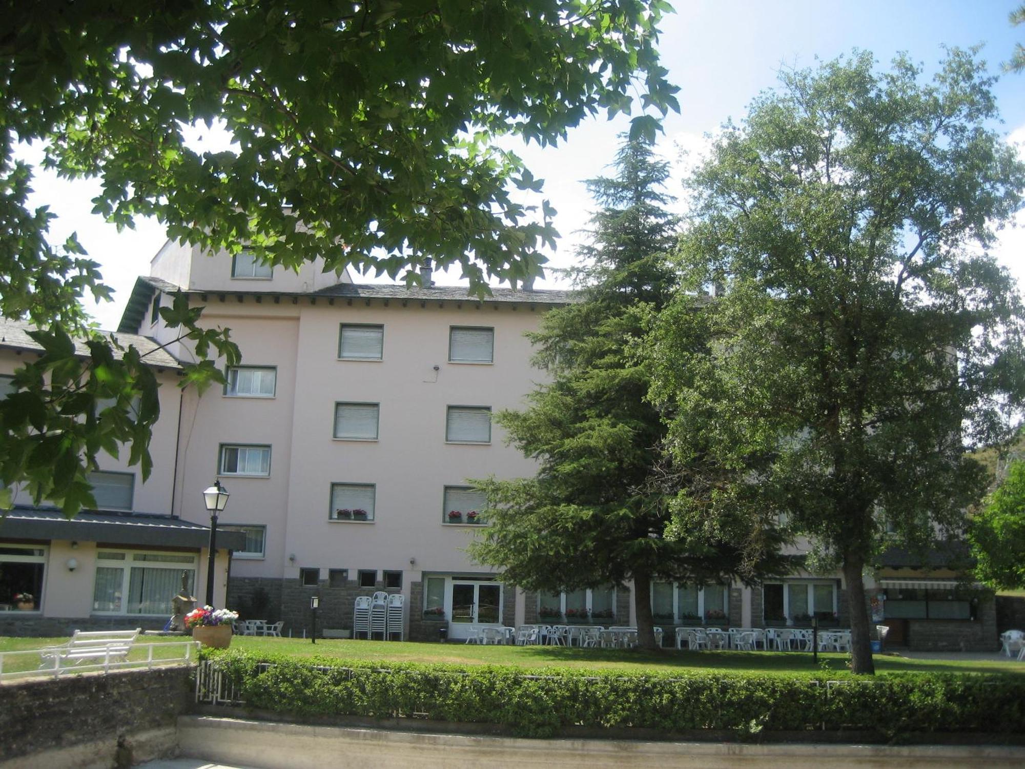 Hotel La Pardina Sabiñánigo Extérieur photo